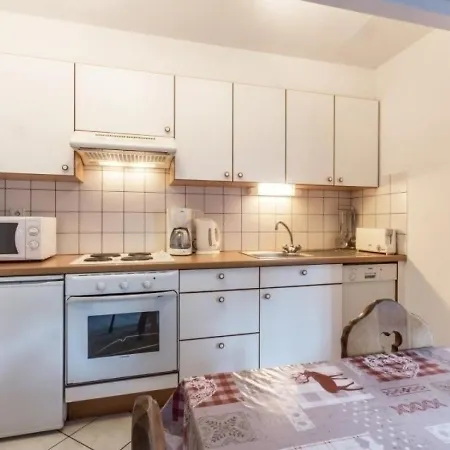 Apartment Confortable 2 Pieces Au Coeur De La Clusaz, Proche Des Pistes Et Des Commerces - Fr-1-304-7 La Clusaz
